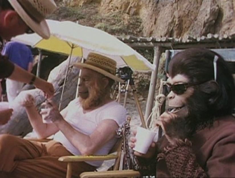 28 funny shots from film sets 28 funny shots from film sets