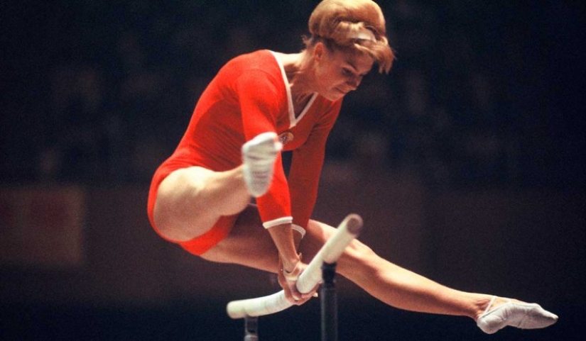 3 Soviet gymnasts applauded by the whole world 3 Soviet gymnasts applauded by the whole world