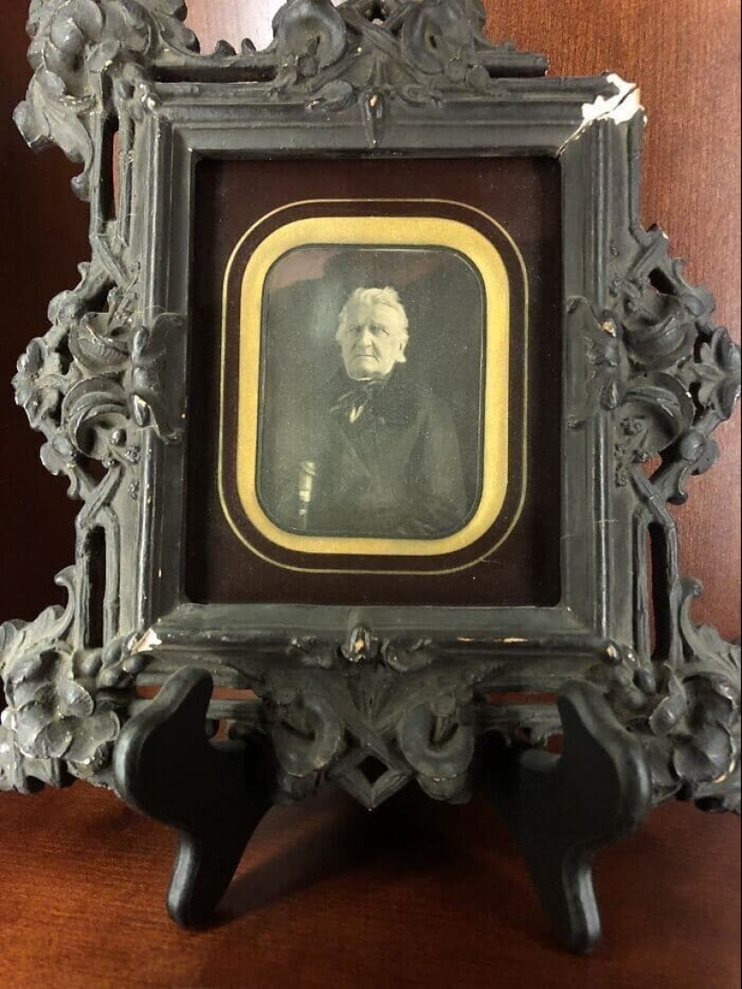 30 oldest photos from family archives