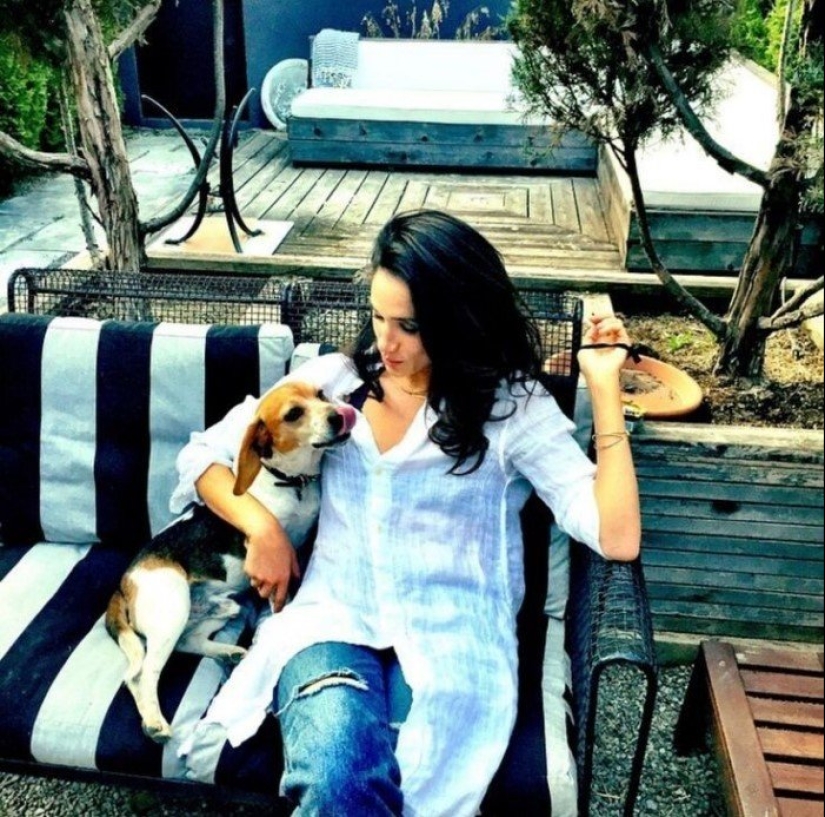 30 photos of celebrities with dogs