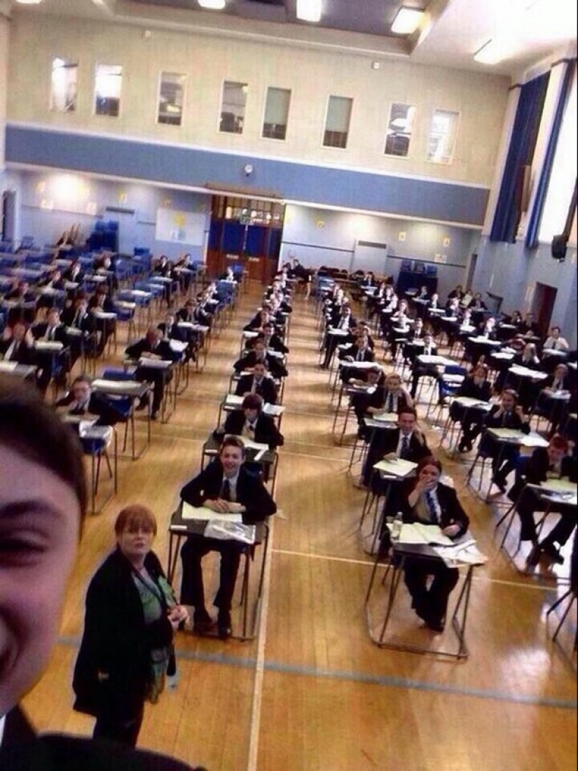 32 es el peor momento para un selfie 32 es el peor momento para un selfie