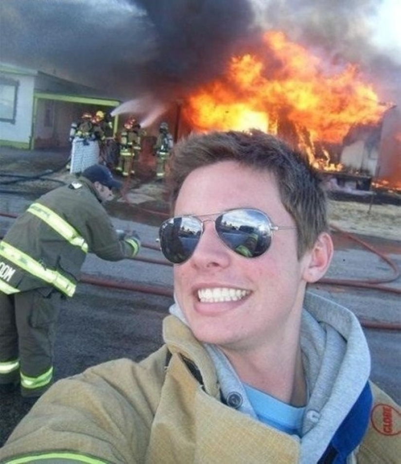 32 es el peor momento para un selfie 32 es el peor momento para un selfie