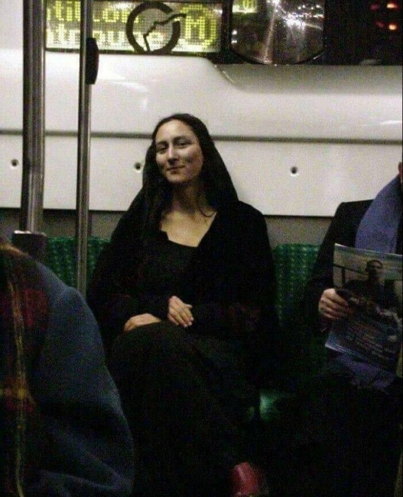 36 times when she just wanted to take a picture, but it turned out a Renaissance painting 36 times when she just wanted to take a picture, but it turned out a Renaissance painting