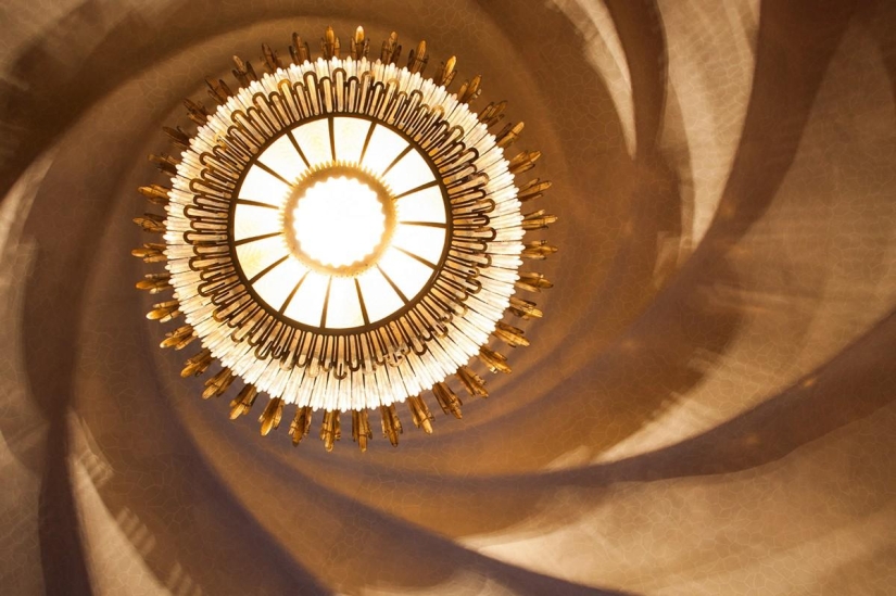 6 obras más famosas de Antonio Gaudí 6 obras más famosas de Antonio Gaudí
