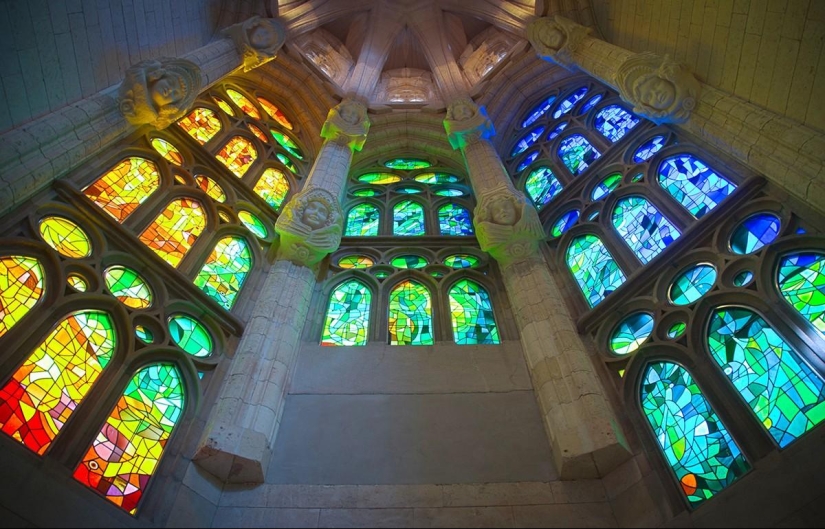 6 obras más famosas de Antonio Gaudí 6 obras más famosas de Antonio Gaudí