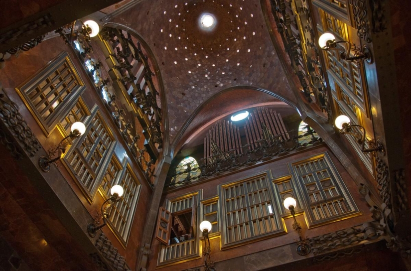 6 obras más famosas de Antonio Gaudí 6 obras más famosas de Antonio Gaudí