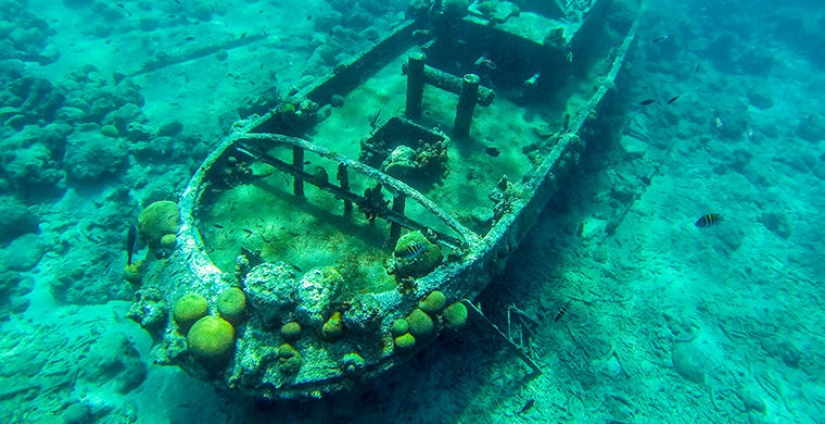 6 scenic cemeteries wrecks