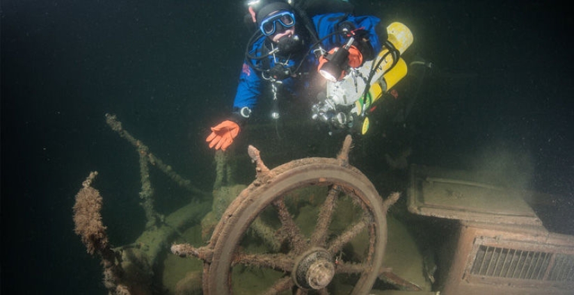 6 scenic cemeteries wrecks