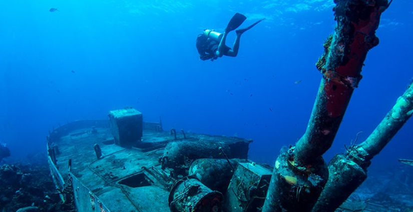 6 scenic cemeteries wrecks