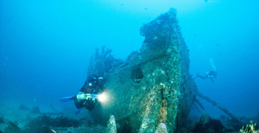 6 scenic cemeteries wrecks