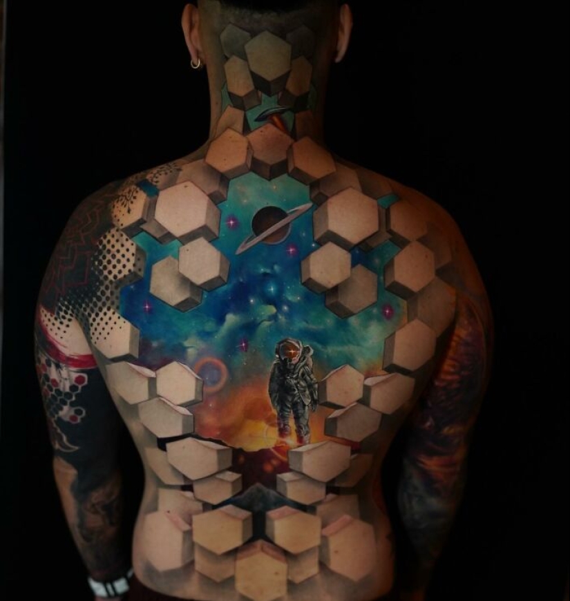 8 Mind-Bending Tattoos Capturing A World Within The Skin By This Artist