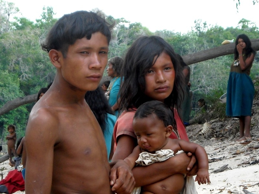 9 land languages with bizarre features