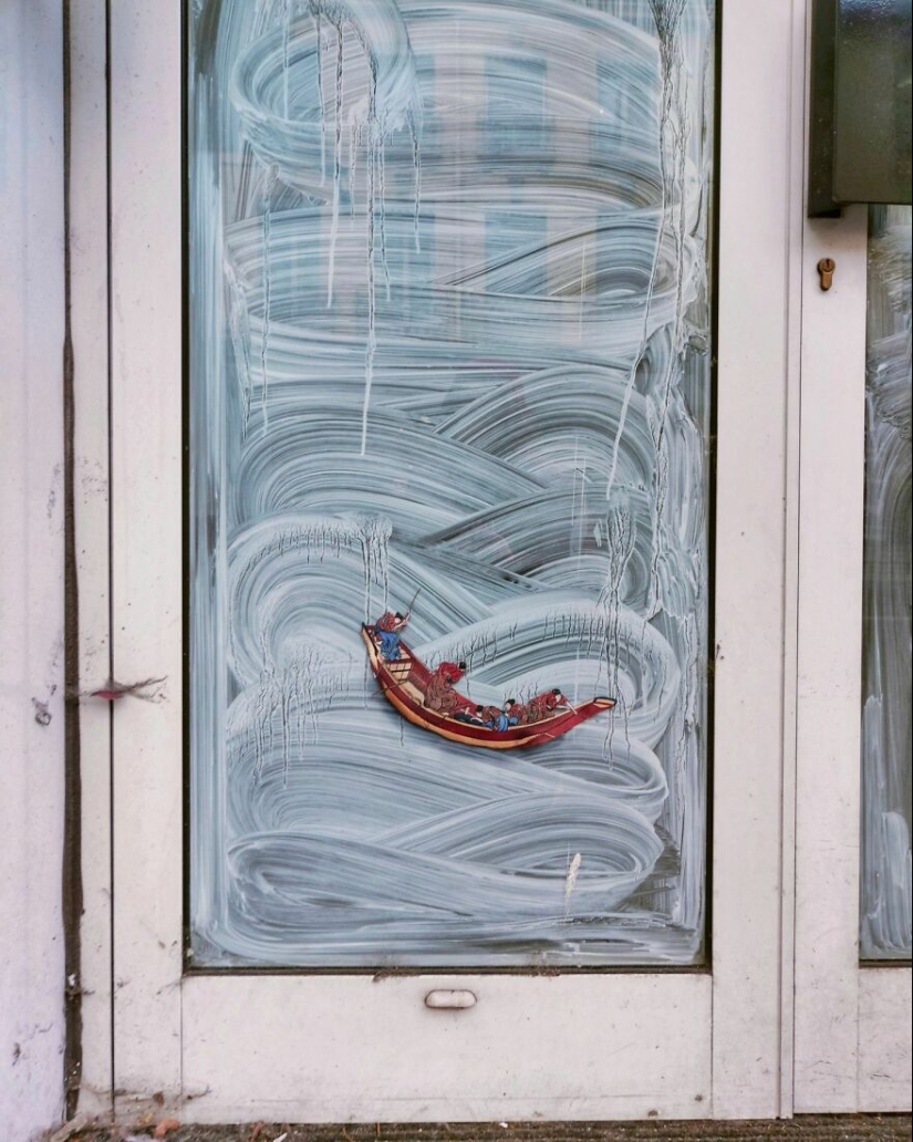 9 piezas humorísticas de arte callejero incorporadas a las calles por Oakoak