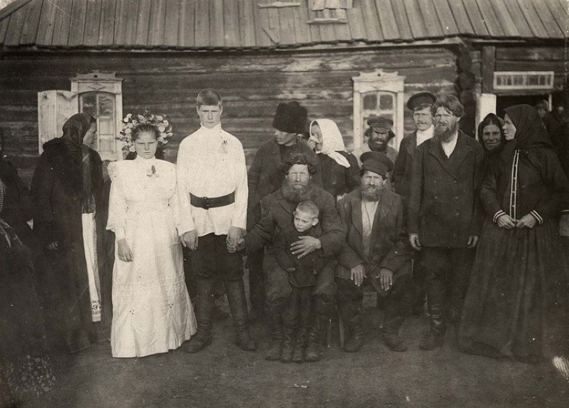 A fight at a wedding — why was it mandatory in Russia A fight at a wedding — why was it mandatory in Russia