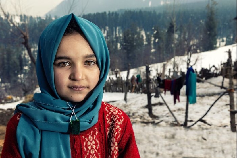 A Glimpse Into Different Cultures: 12 Captivating Photographs By Hamed AlGhanboosi A Glimpse Into Different Cultures: 12 Captivating Photographs By Hamed AlGhanboosi