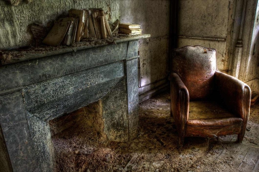 Abandoned places in pictures by Vincent Jansen Abandoned places in pictures by Vincent Jansen