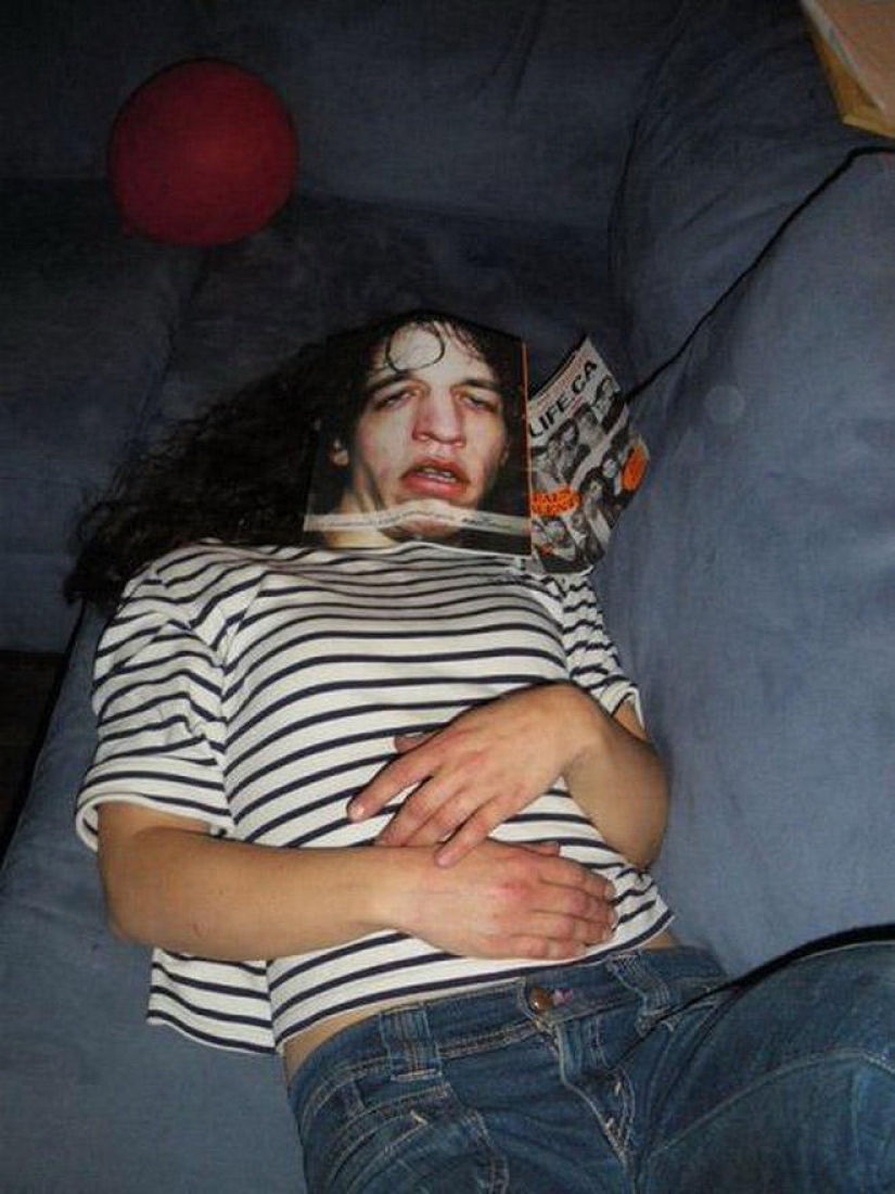 Again, the selection of photos taken at the right moment Again, the selection of photos taken at the right moment