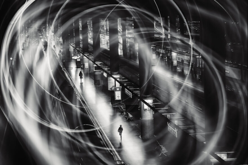 All About Photo Magazine Awards 2024: Here Are 15 Of The Most Beautiful Black And White Photographs All About Photo Magazine Awards 2024: Here Are 15 Of The Most Beautiful Black And White Photographs