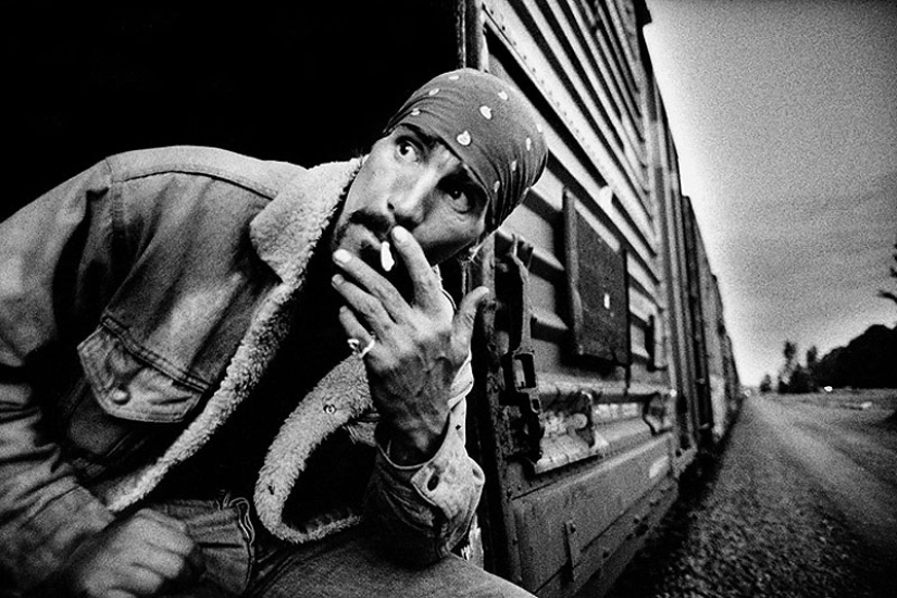 American tramps on freight trains American tramps on freight trains