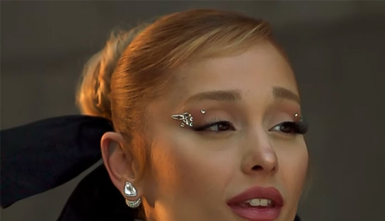 Ariana Grande Confronted With Lie Detector Test Over Cosmetic Surgery Rumors Ariana Grande Confronted With Lie Detector Test Over Cosmetic Surgery Rumors