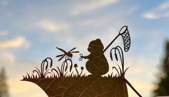 Artist Makes Cutout Art From Leaves, Here Are His 17 Recent Works Artist Makes Cutout Art From Leaves, Here Are His 17 Recent Works