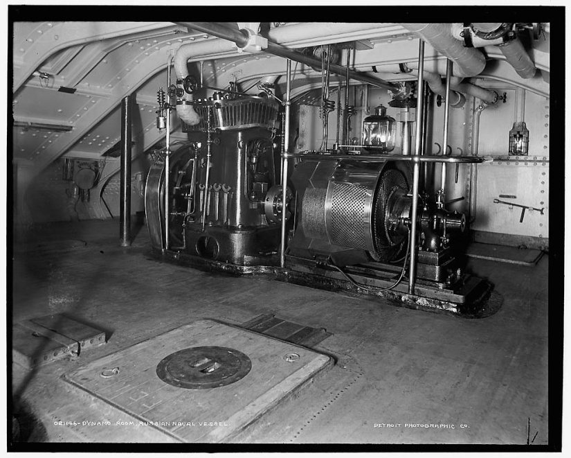 Barcos y oficiales de la Armada del Imperio Ruso en 1893 Barcos y oficiales de la Armada del Imperio Ruso en 1893