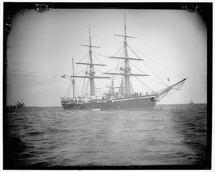 Barcos y oficiales de la Armada del Imperio Ruso en 1893 Barcos y oficiales de la Armada del Imperio Ruso en 1893