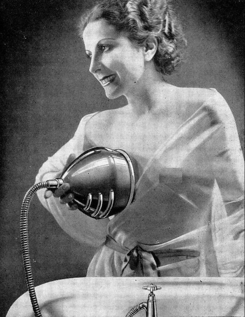 Beauty requires sacrifice and here are 30 vintage photos that prove it Beauty requires sacrifice and here are 30 vintage photos that prove it