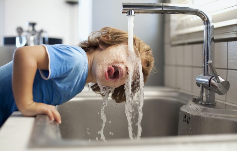 Bottled water: the biggest scam in the history of mankind Bottled water: the biggest scam in the history of mankind