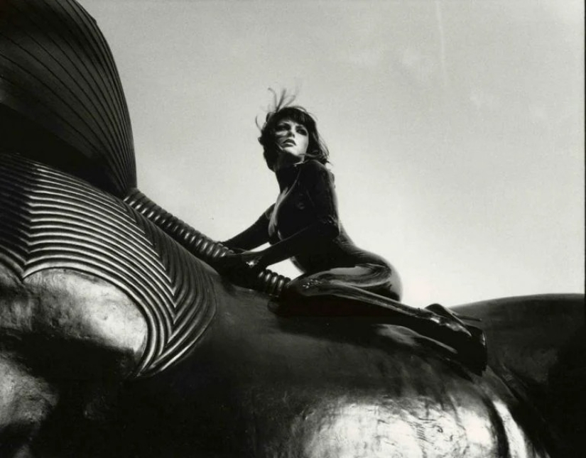Britain's answer to Helmut Newton: beautiful and sensual photographs by Bob Carlos Clarke Britain's answer to Helmut Newton: beautiful and sensual photographs by Bob Carlos Clarke