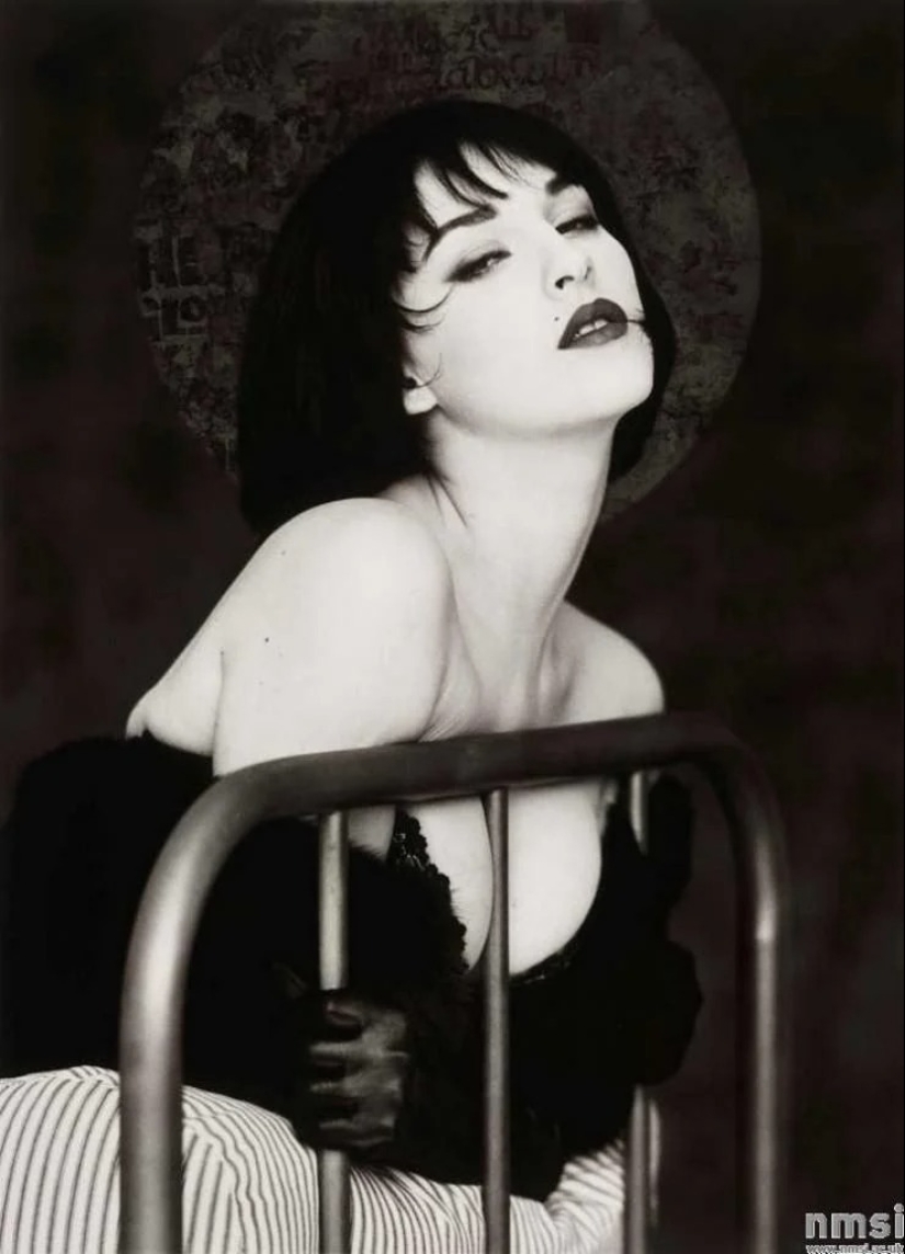 Britain's answer to Helmut Newton: beautiful and sensual photographs by Bob Carlos Clarke Britain's answer to Helmut Newton: beautiful and sensual photographs by Bob Carlos Clarke