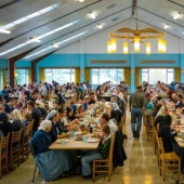 Bruderhof: how do Christian communes live, where they have abandoned technology Bruderhof: how do Christian communes live, where they have abandoned technology