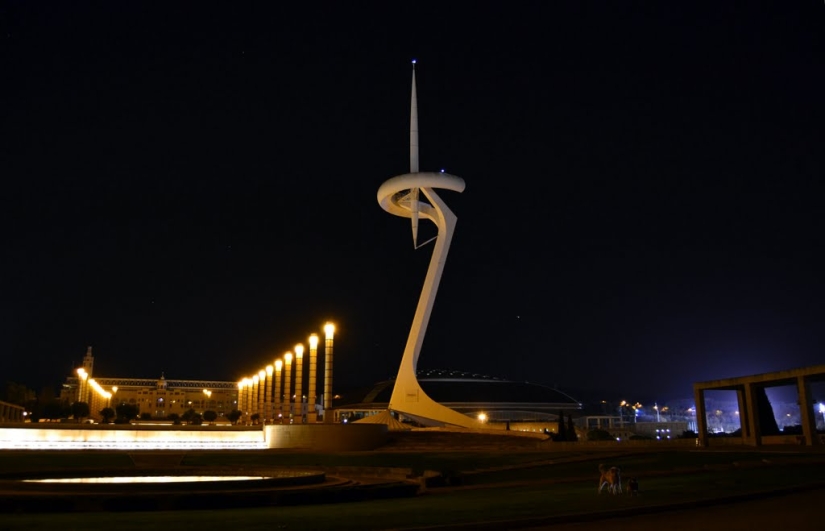 Buildings with a slope