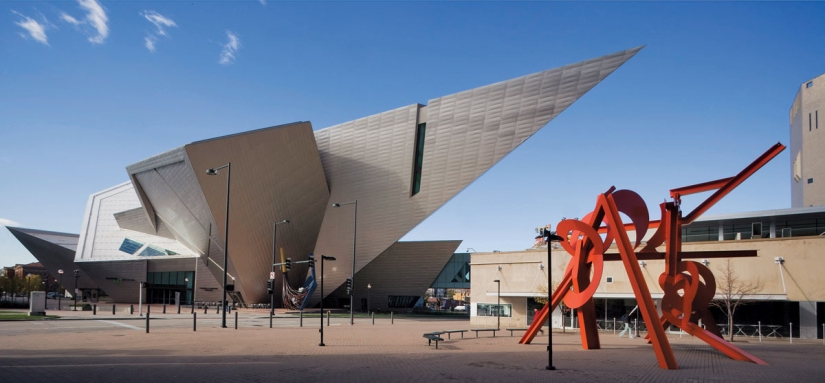 Buildings with a slope