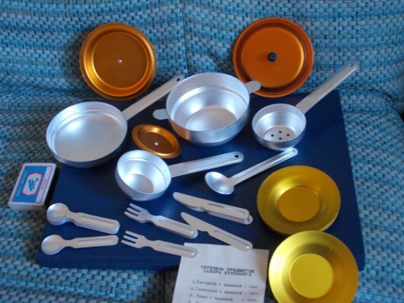 Cans, ice cream dish, gangs and 11 types of dishes of Soviet times Cans, ice cream dish, gangs and 11 types of dishes of Soviet times