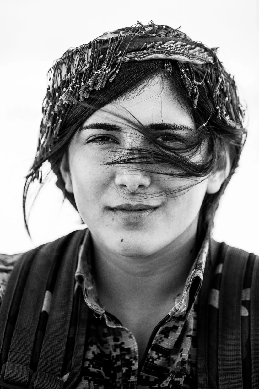 Captivating Portraits: Explore the Stunning Images in AAP Magazine 40 Captivating Portraits: Explore the Stunning Images in AAP Magazine 40