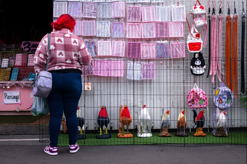 Capturé la magia de un mercado de pulgas que desaparece en nombre del progreso