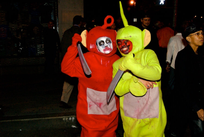 Capturé la magia del Halloween de Nueva York y la convertí en un libro de fotografías de 150 páginas Capturé la magia del Halloween de Nueva York y la convertí en un libro de fotografías de 150 páginas