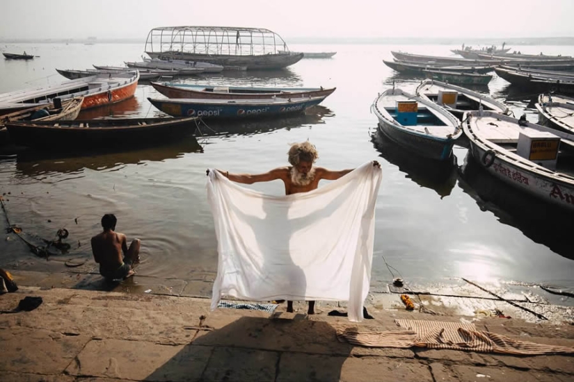 Capturing Human Stories: A Decade of Adventure in Street and Travel Photography by Gil Kreslavsky