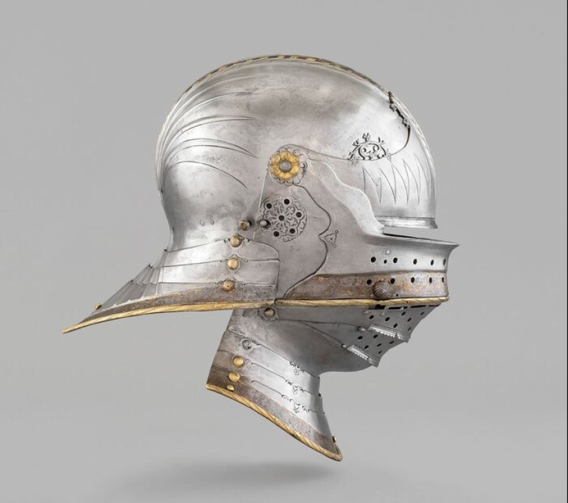 Cascos inusuales: 25 artefactos asombrosos de diferentes épocas Cascos inusuales: 25 artefactos asombrosos de diferentes épocas