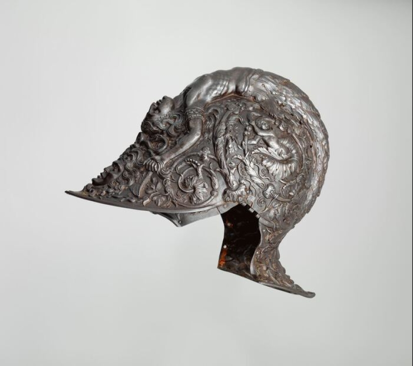 Cascos inusuales: 25 artefactos asombrosos de diferentes épocas Cascos inusuales: 25 artefactos asombrosos de diferentes épocas
