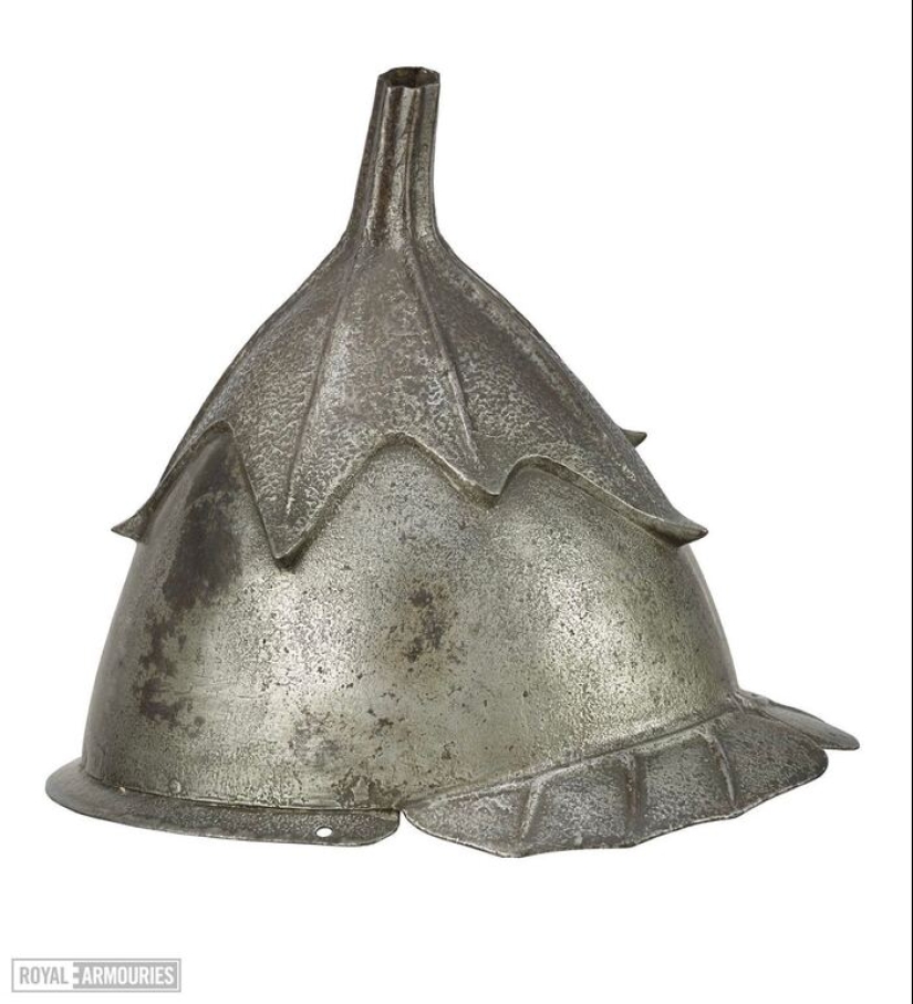 Cascos inusuales: 25 artefactos asombrosos de diferentes épocas Cascos inusuales: 25 artefactos asombrosos de diferentes épocas