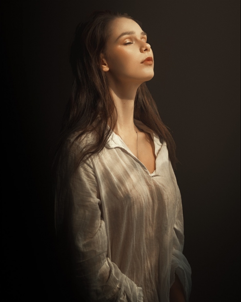 Chaste photo-erotica by Evgeniy Sibiryaev Chaste photo-erotica by Evgeniy Sibiryaev