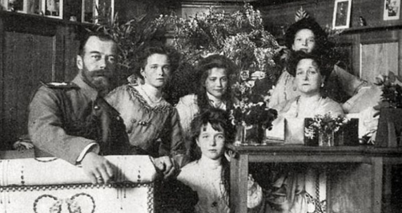 Christmas in a royal way: how was the main winter holiday celebrated in the Romanov family Christmas in a royal way: how was the main winter holiday celebrated in the Romanov family