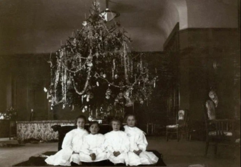 Christmas in a royal way: how was the main winter holiday celebrated in the Romanov family Christmas in a royal way: how was the main winter holiday celebrated in the Romanov family