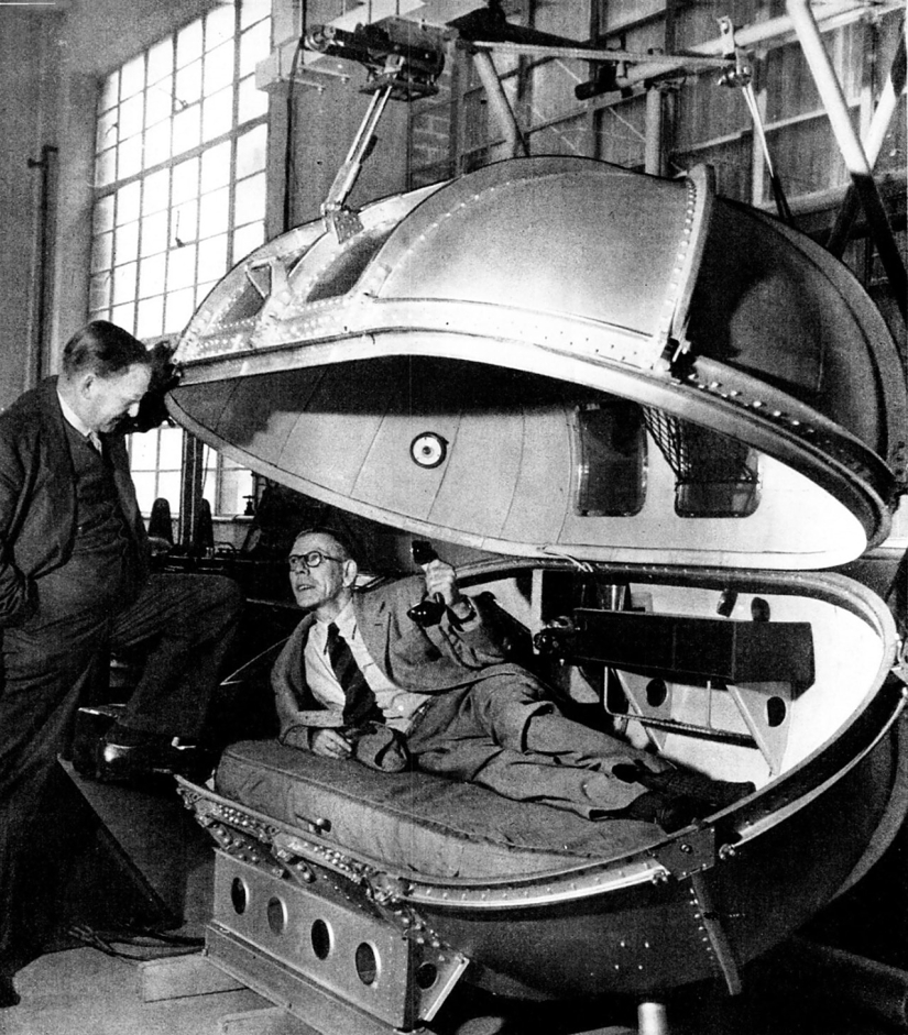 "Churchill's Egg": why the British prime minister had to fly in a personal sarcophagus "Churchill's Egg": why the British prime minister had to fly in a personal sarcophagus
