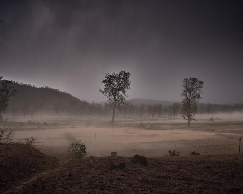 Culpables por género: A dónde envían a las niñas durante la menstruación en Nepal