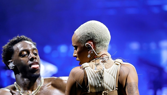 “Deja tu error en casa”: Doja Cat critica a los padres por llevar niños a sus conciertos