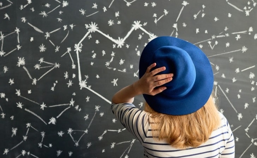 Do you believe in astrology? Then you may not be very smart and narcissistic Do you believe in astrology? Then you may not be very smart and narcissistic