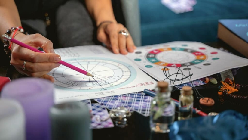 Do you believe in astrology? Then you may not be very smart and narcissistic Do you believe in astrology? Then you may not be very smart and narcissistic